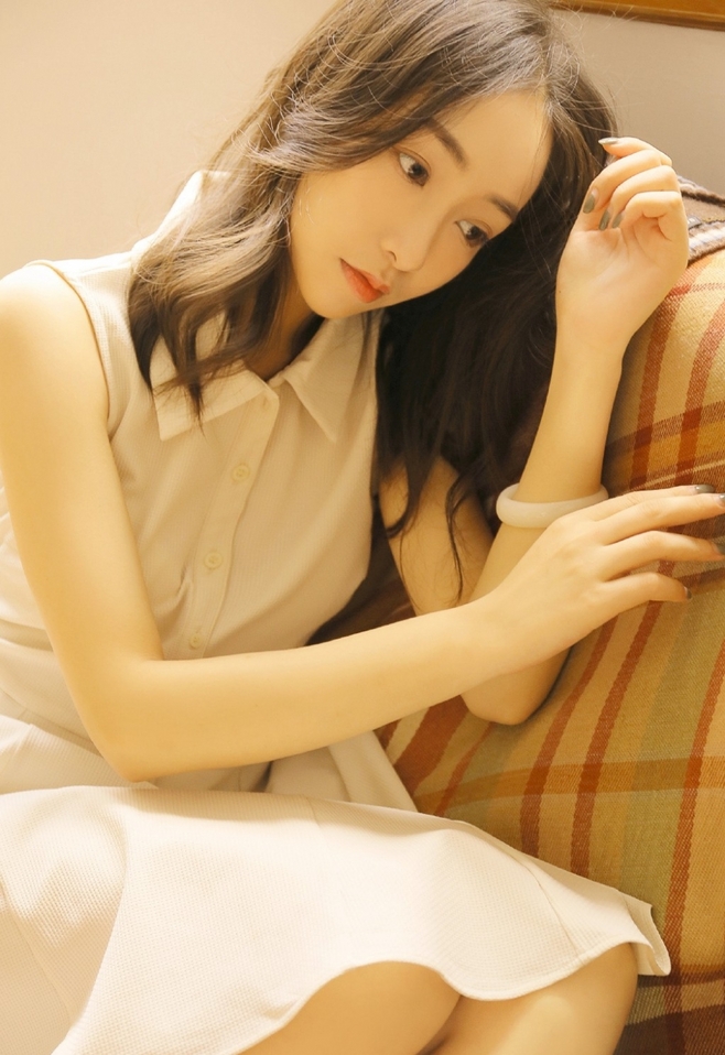 2005新澳正版免费大全_: 令人瞩目的成就，未来会如何发展？